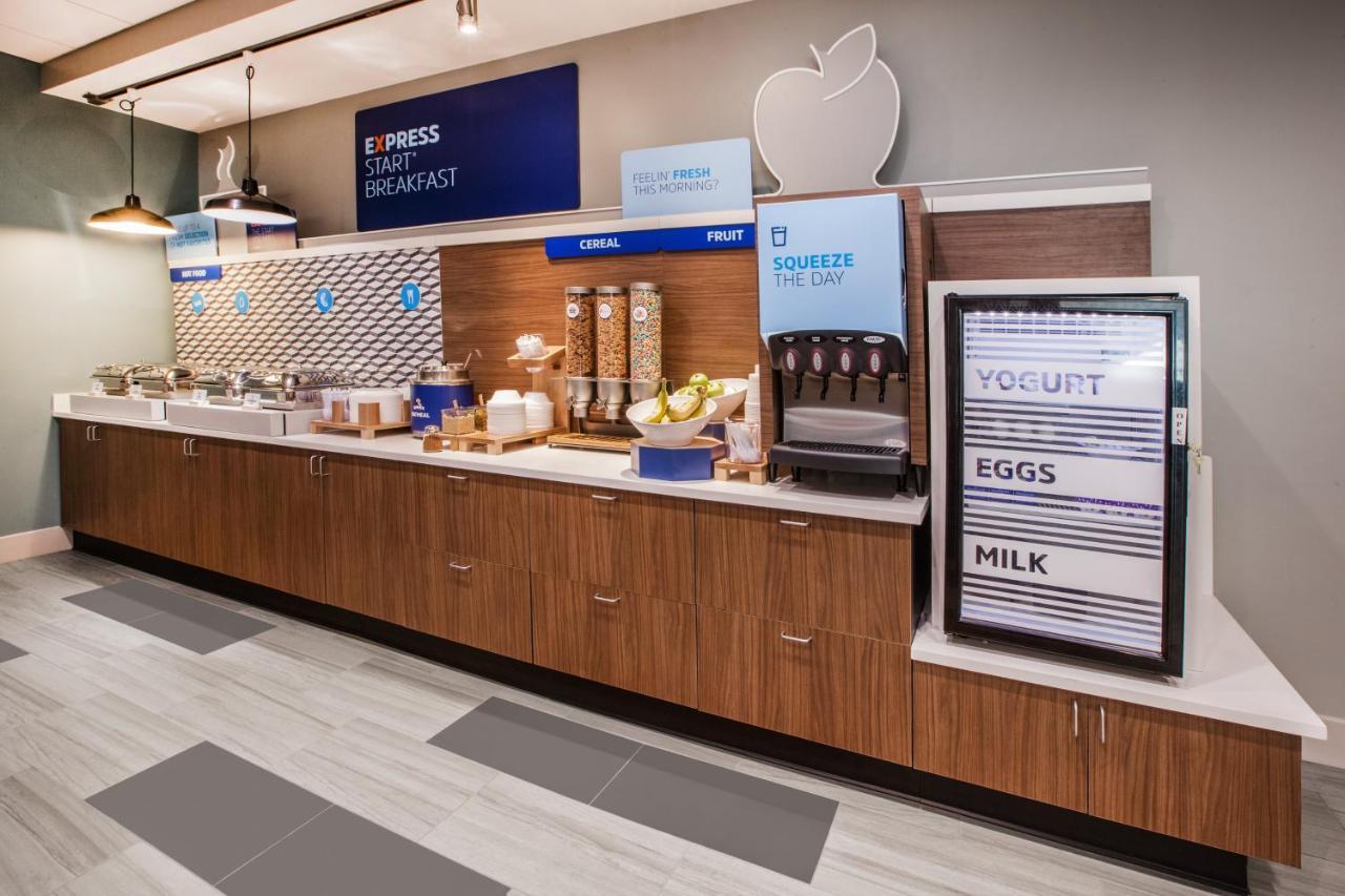 Holiday Inn Express & Suites - Austin - Manor By Ihg Екстер'єр фото